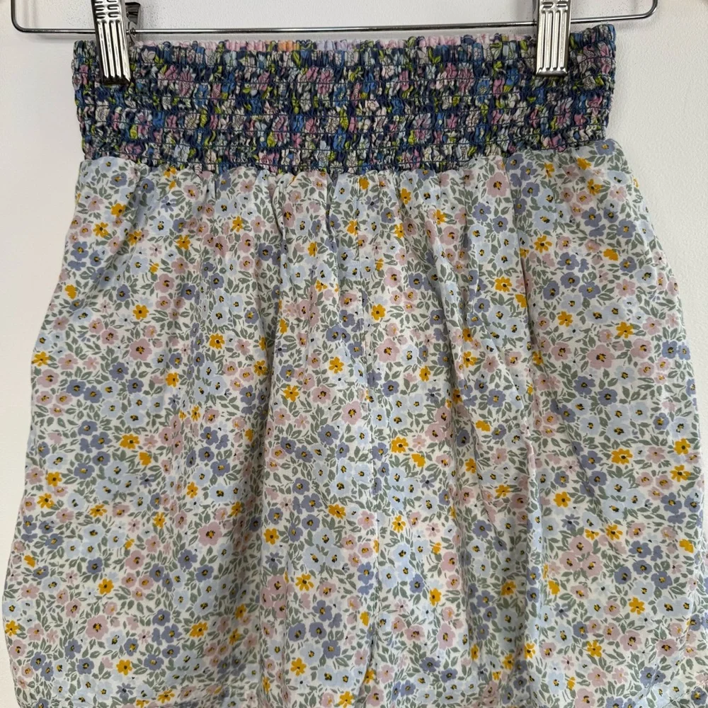 American Eagle Floral Patchwork‎ Lightweight Shorts Size XS - Picture 8 of 9